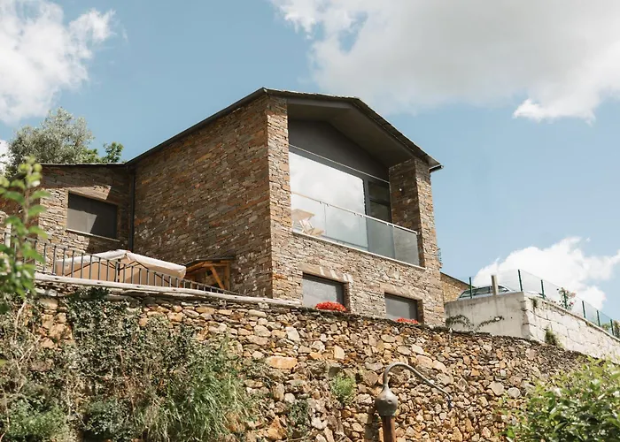 منزل ريفي Quinta Da Malhada Cabril (Viseu)